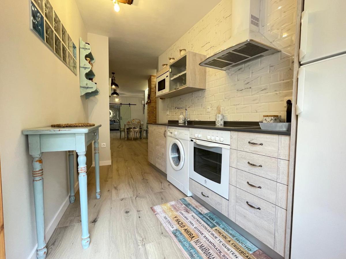 Apartamentos La Somera 阿拉贡省阿拉马 外观 照片