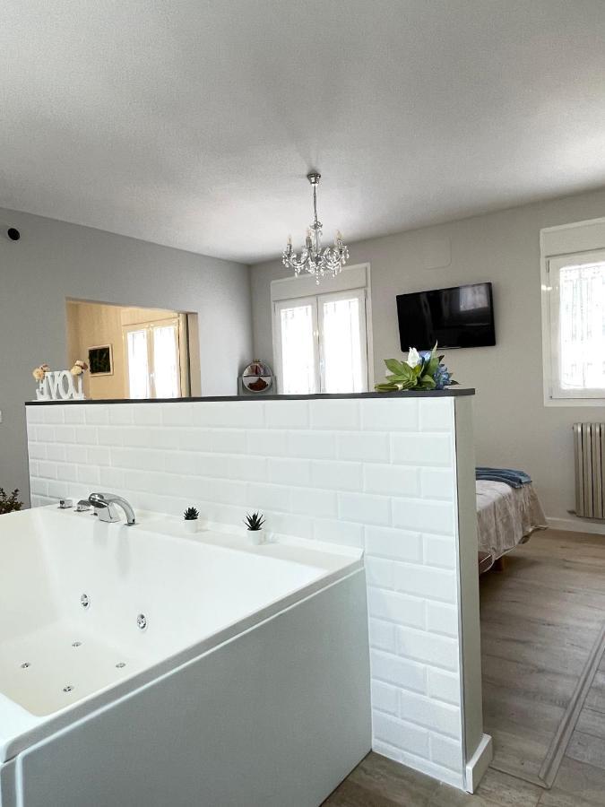 Apartamentos La Somera 阿拉贡省阿拉马 外观 照片